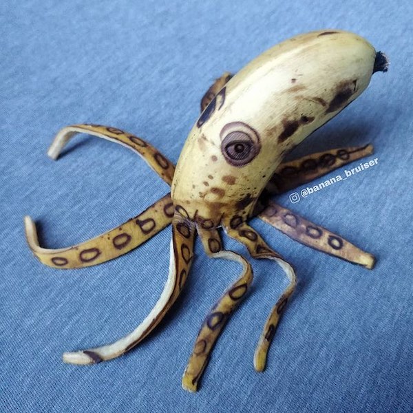 A banana modified into a octopus